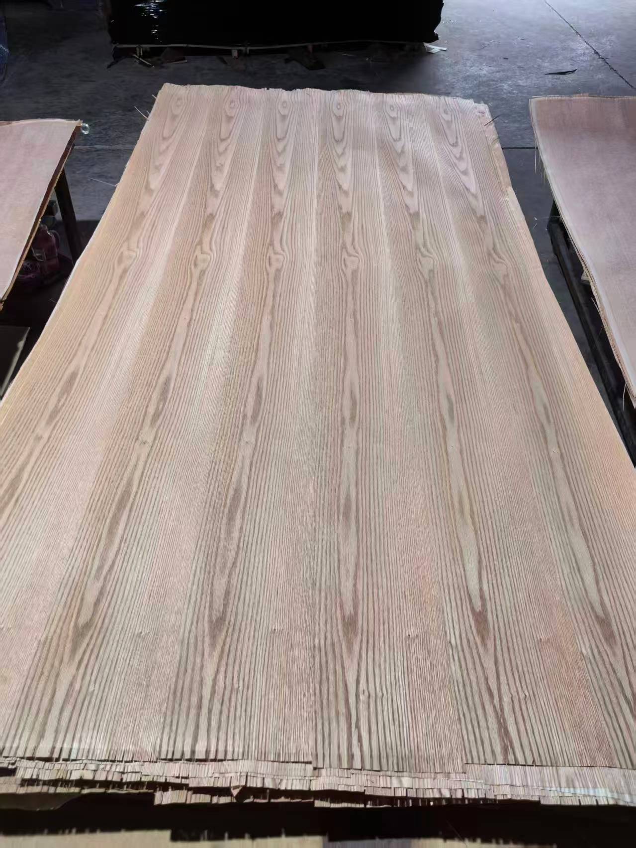 White Oak veneered panel
